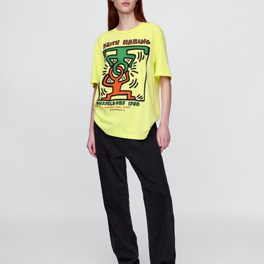Keith Haring x GAP Düsseldorf 1988 Graphic T-Shirt Yellow Size XL New With Tags - Picture 4 of 7